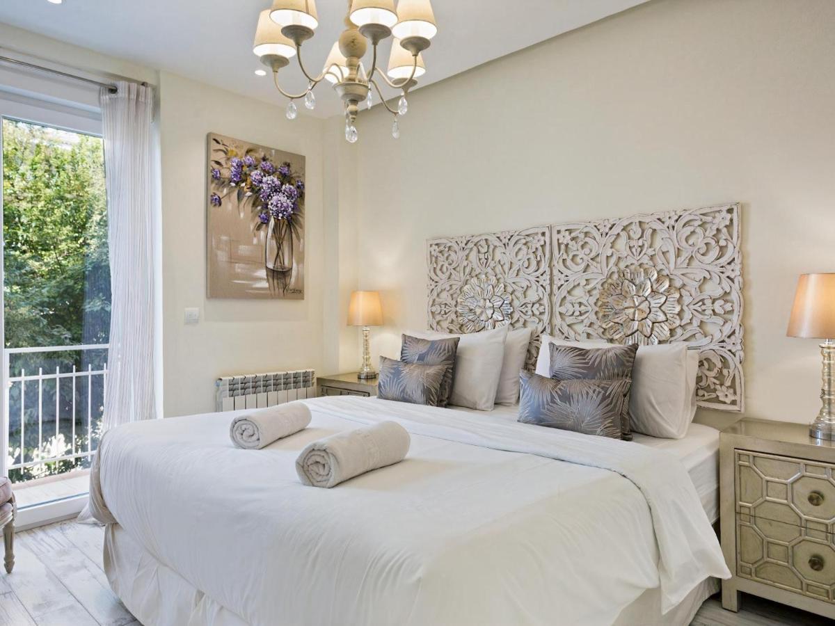 Sitges Spaces Mediterranean Apartments 4 Bedroom, 4 Bathroom, Huge Terrace, Jacuzzi- Sleeps 9 Luaran gambar