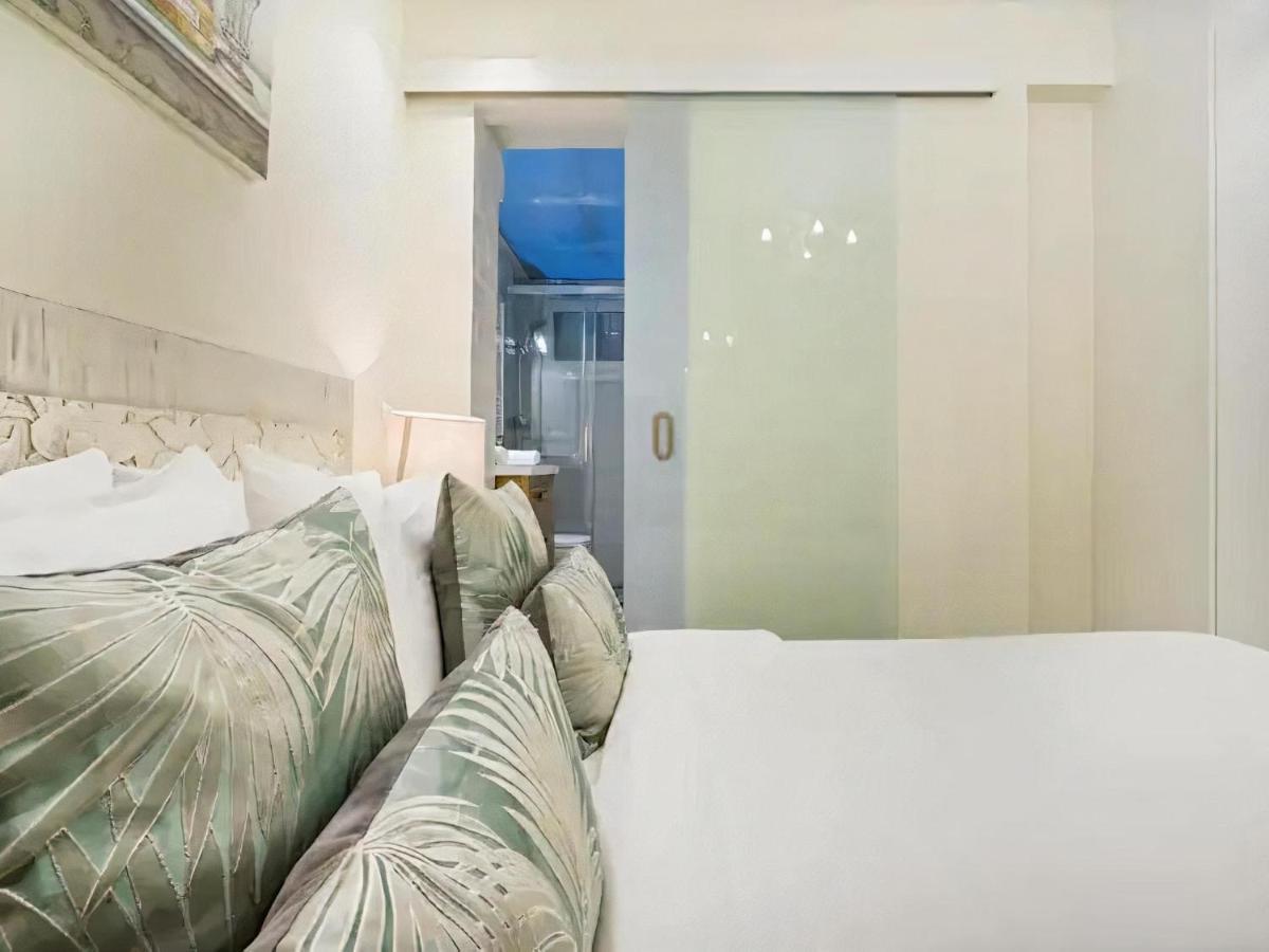 Sitges Spaces Mediterranean Apartments 4 Bedroom, 4 Bathroom, Huge Terrace, Jacuzzi- Sleeps 9 Luaran gambar